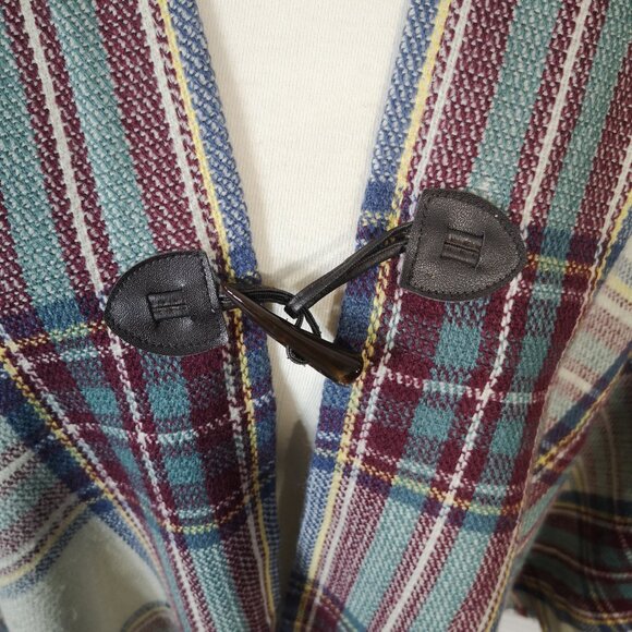 Roots Ladies One Size Fits Most Multi Colored Cape with Toggle Button Closure - Picture 5 of 6